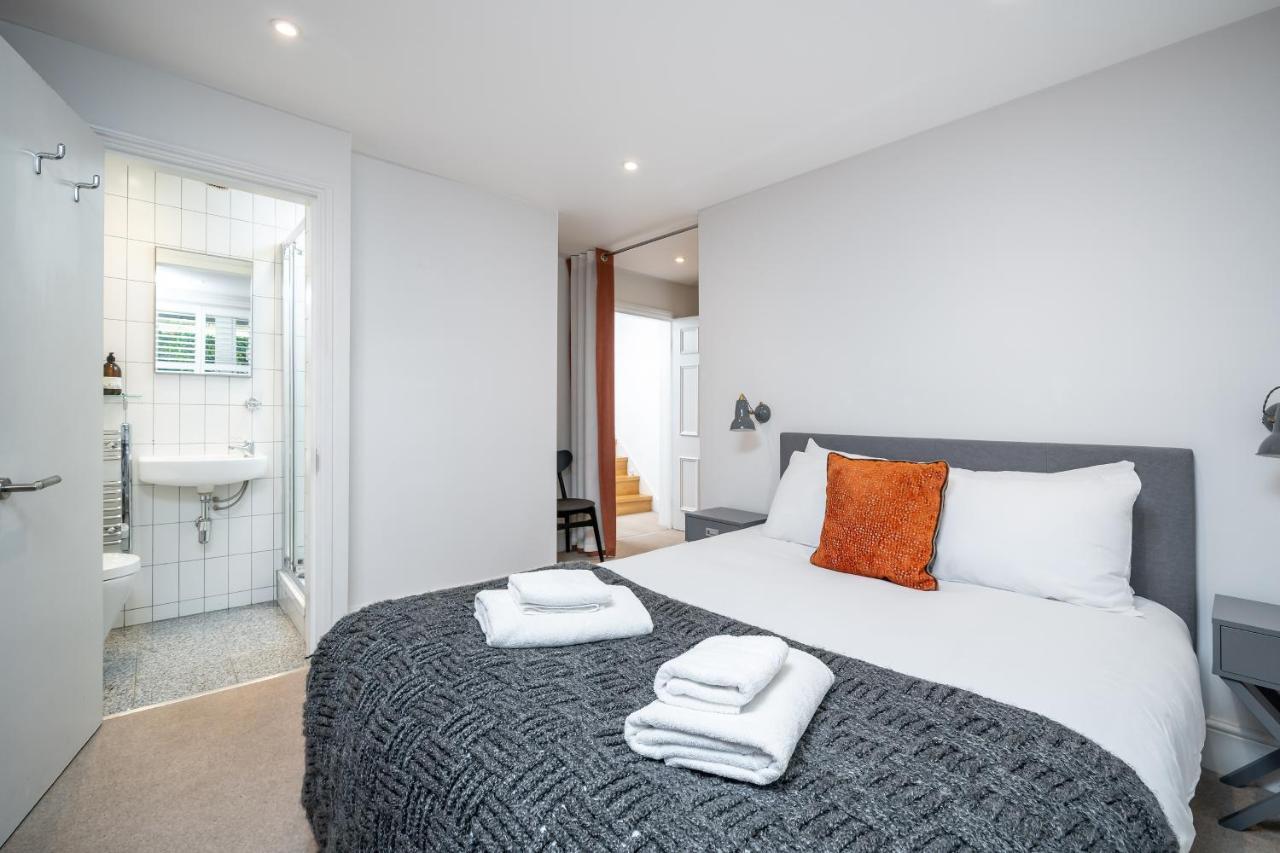 Sleek Flat With Communal Courtyard London Kültér fotó